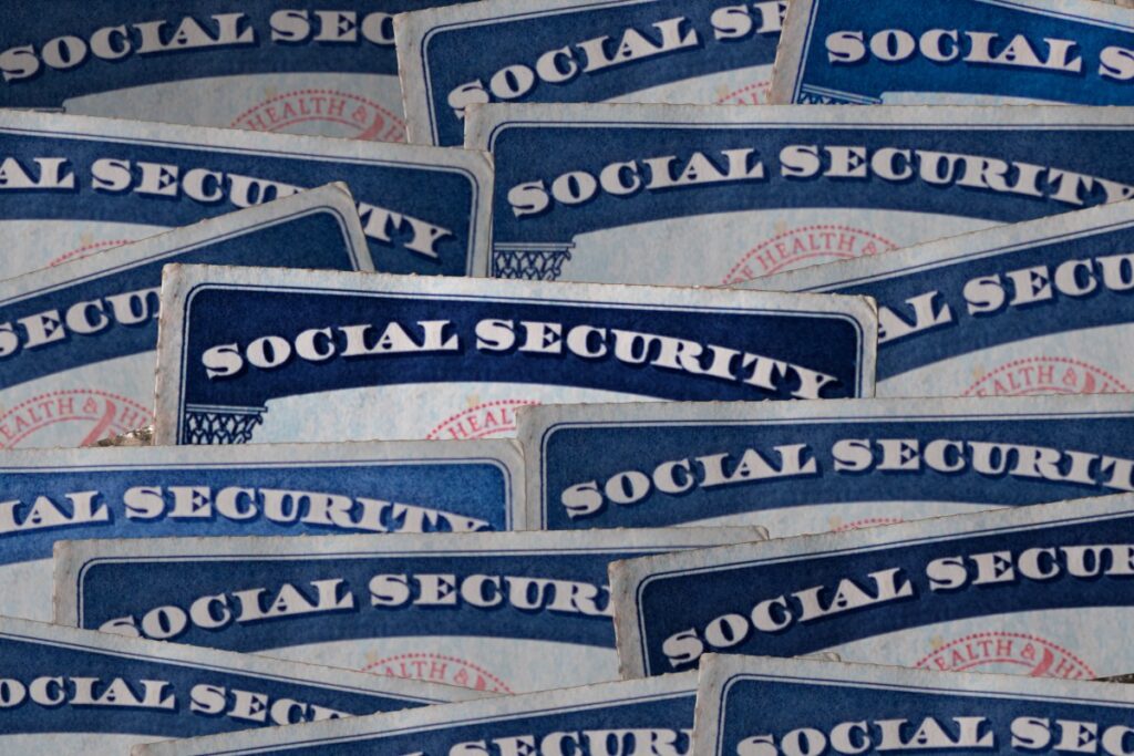Hackers stole 340,000 social security numbers from government consulting firm 67cf18b4ce12a.jpeg